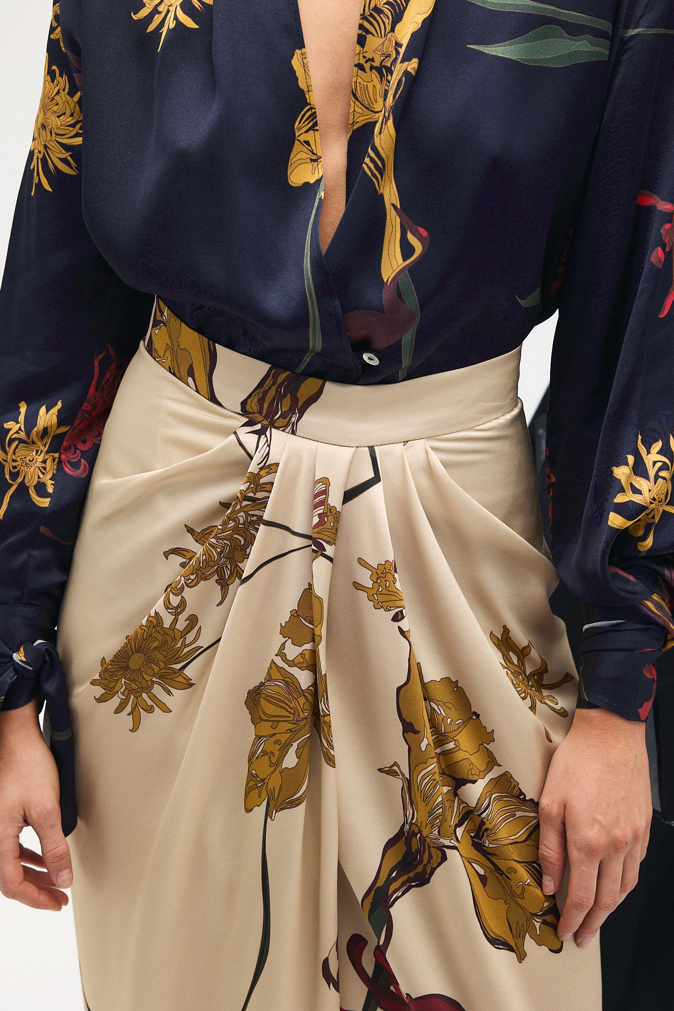 Blusa Fabiola Flora Marino