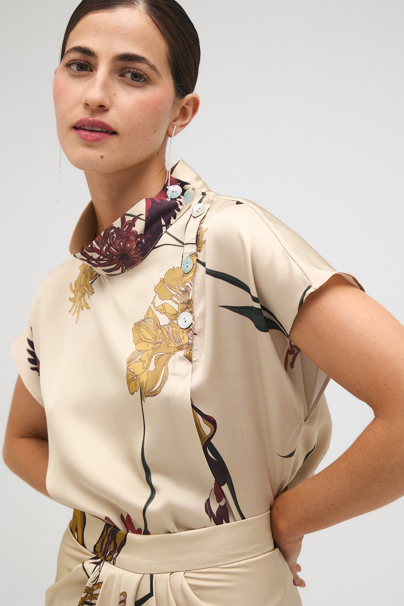 Blusa Julieta Flora Marfil