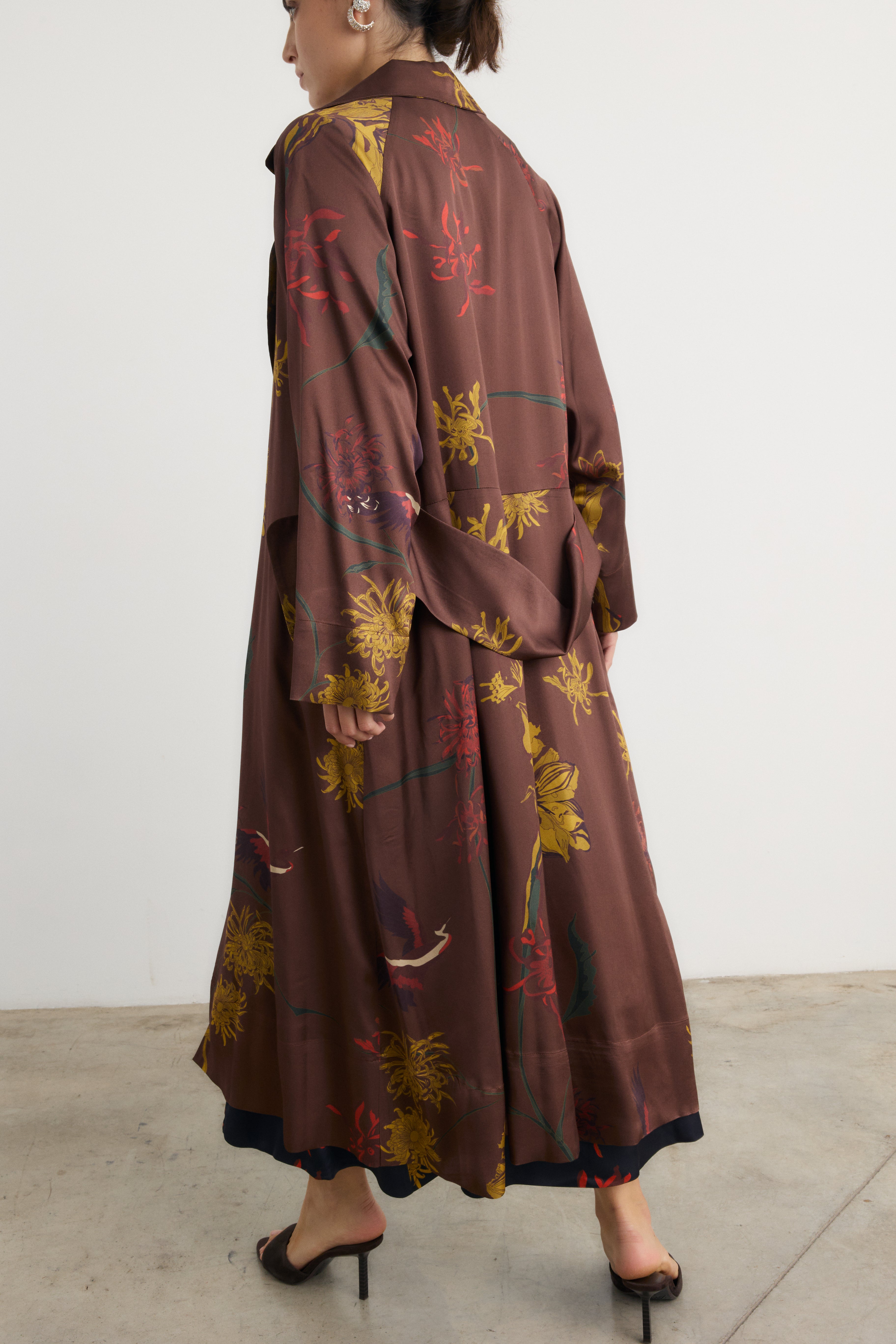 Gabardina Manuela flora Marrón