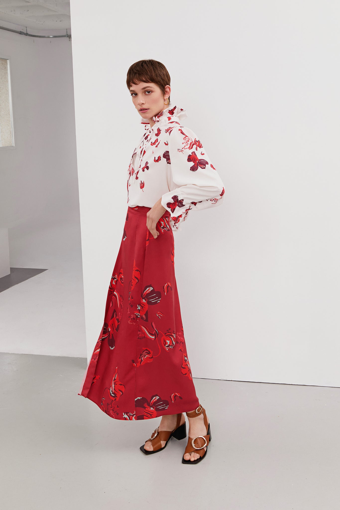 Blusa Xoel Cruda Flor Roja